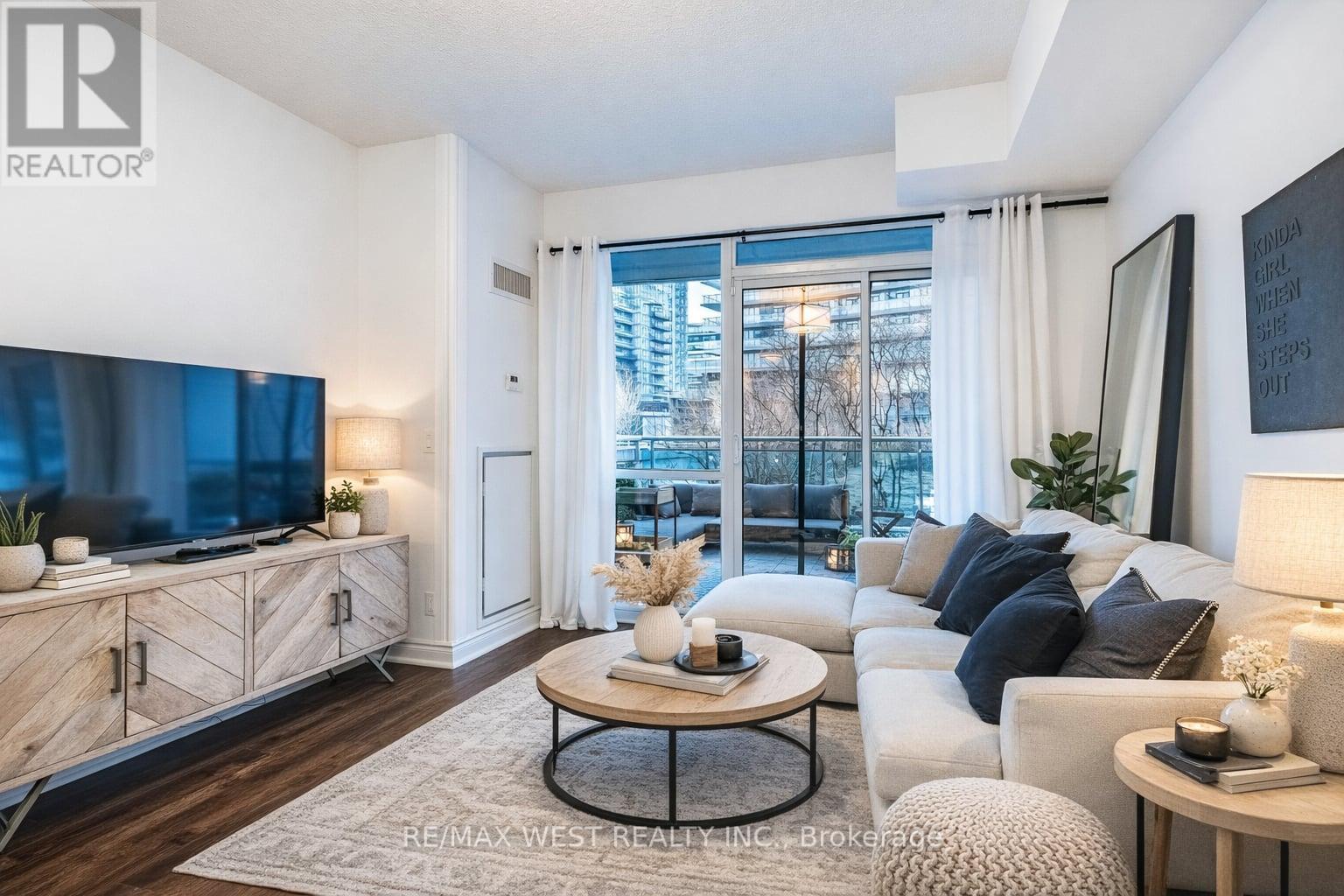 217 - 16 Brookers Lane, Toronto, Ontario  M8V 0A5 - Photo 12 - W12829908