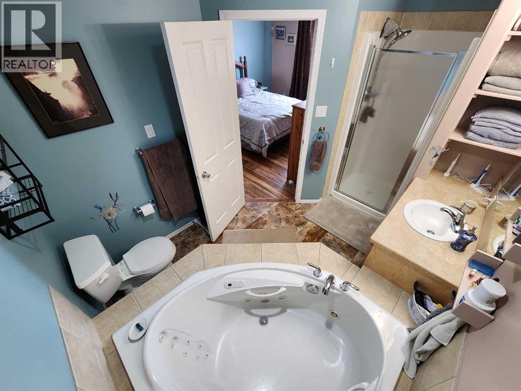 52 Squamish Crescent W, Lethbridge, Alberta  T1J 7Y9 - Photo 20 - A2288675