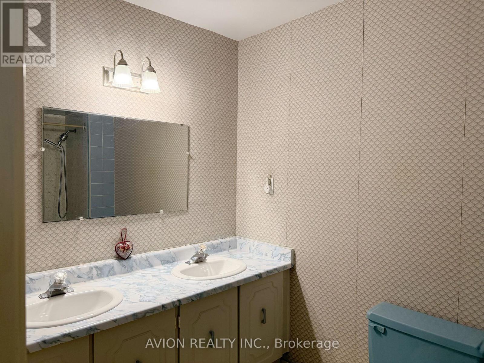 81 Clancy Drive, Toronto, Ontario  M2J 2V7 - Photo 16 - C12832072