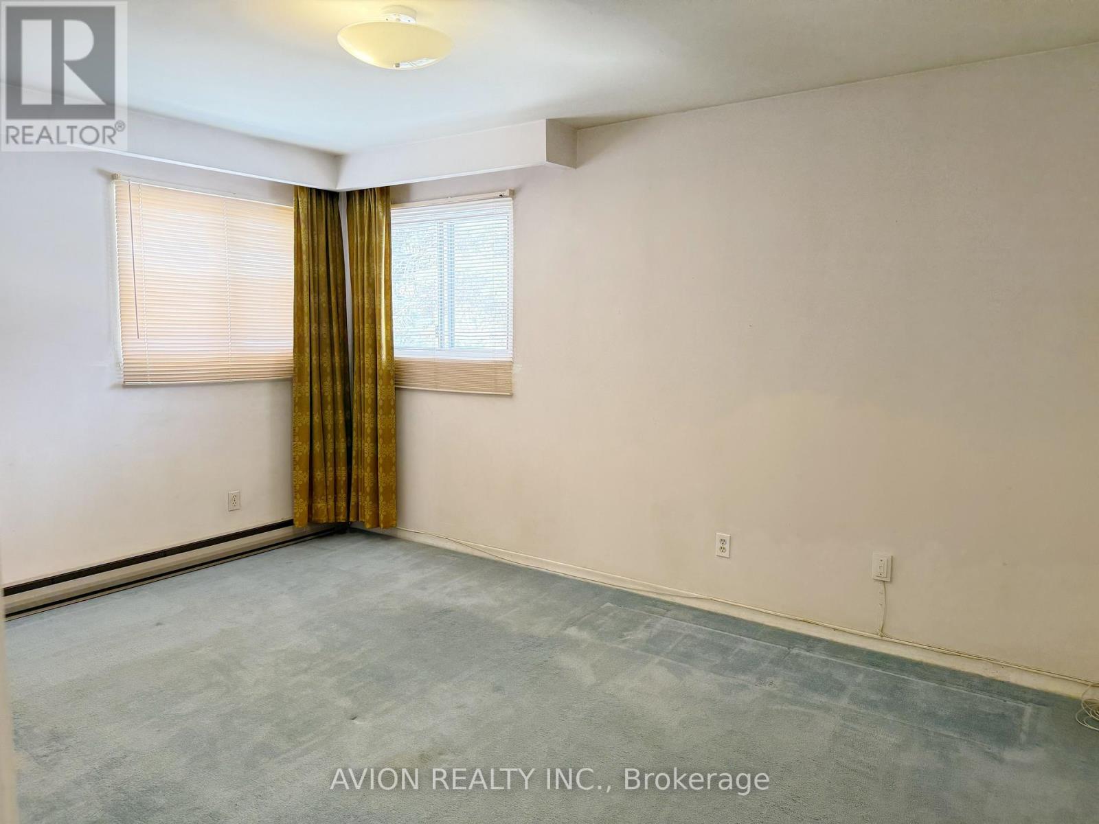 81 Clancy Drive, Toronto, Ontario  M2J 2V7 - Photo 19 - C12832072