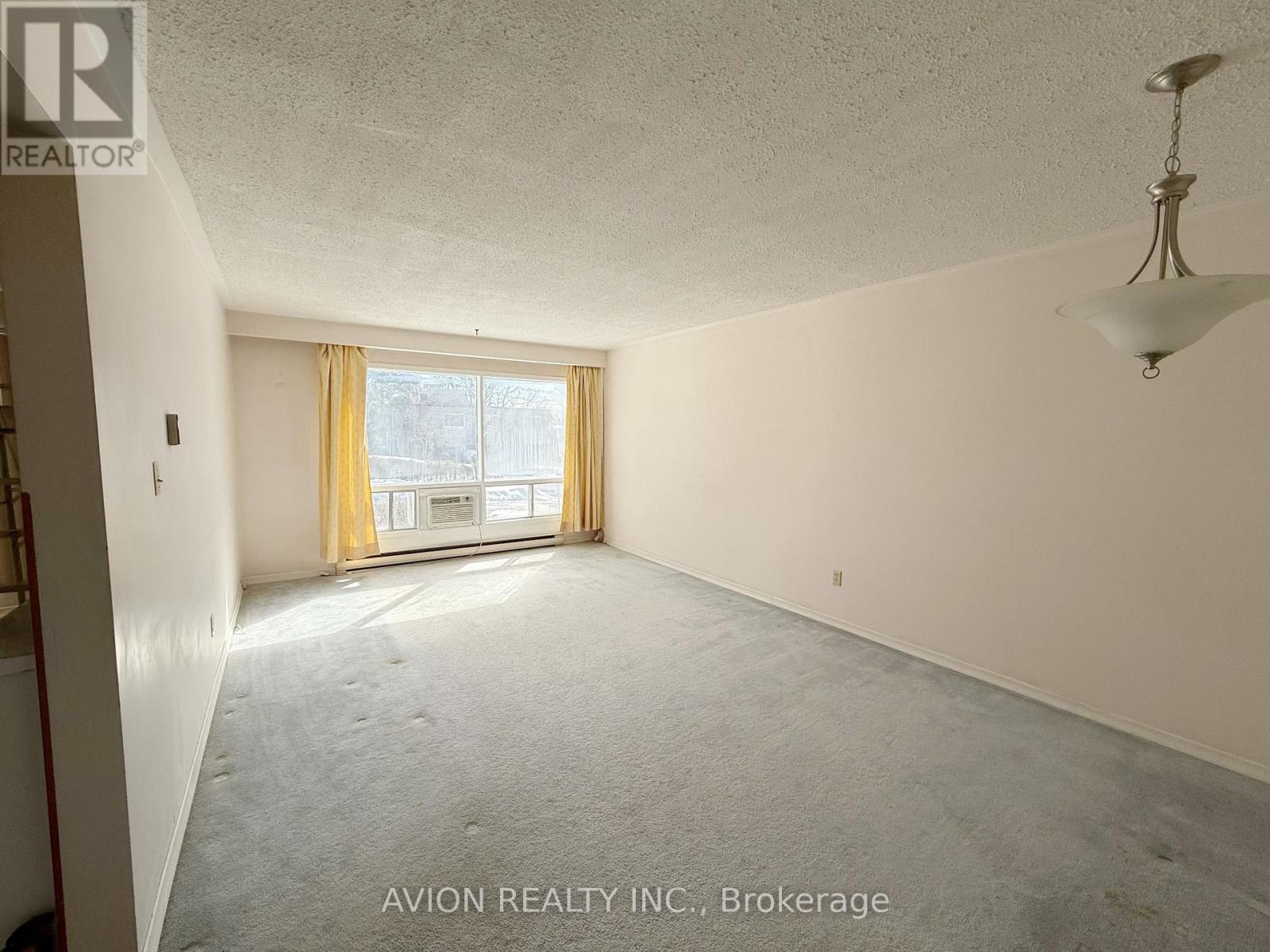 81 Clancy Drive, Toronto, Ontario  M2J 2V7 - Photo 2 - C12832072