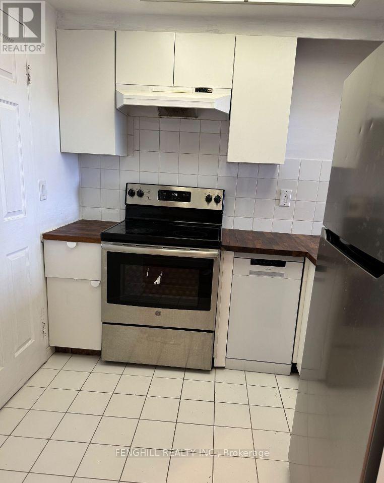 1208 - 7 Bishop Avenue, Toronto, Ontario  M2M 4J4 - Photo 3 - C12832088