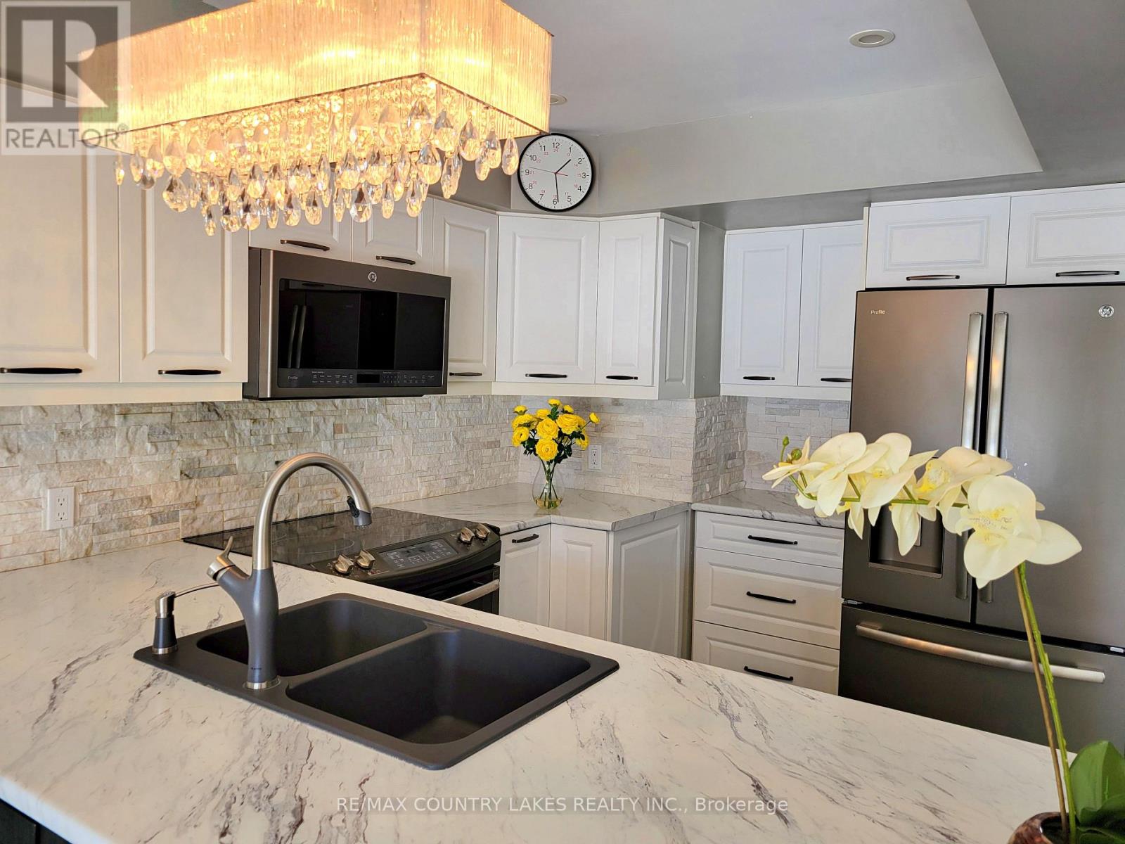 35 - 21 Laguna Parkway, Ramara, Ontario  L0K 1B0 - Photo 13 - S12830846