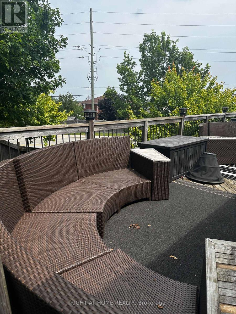 109 Livia Herman Way, Barrie (East Bayfield), Ontario  L4M 7K5 - Photo 12 - S12832076