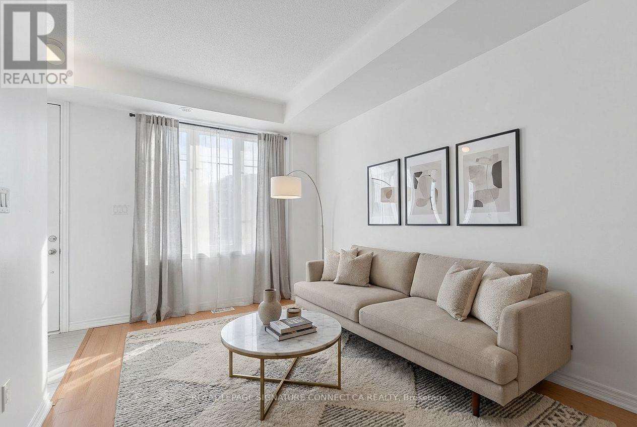 399 The Westway Way, Toronto, Ontario  M9R 1H3 - Photo 3 - W12832082