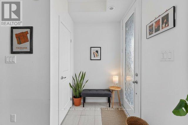 399 The Westway Way, Toronto, Ontario  M9R 1H3 - Photo 4 - W12832082