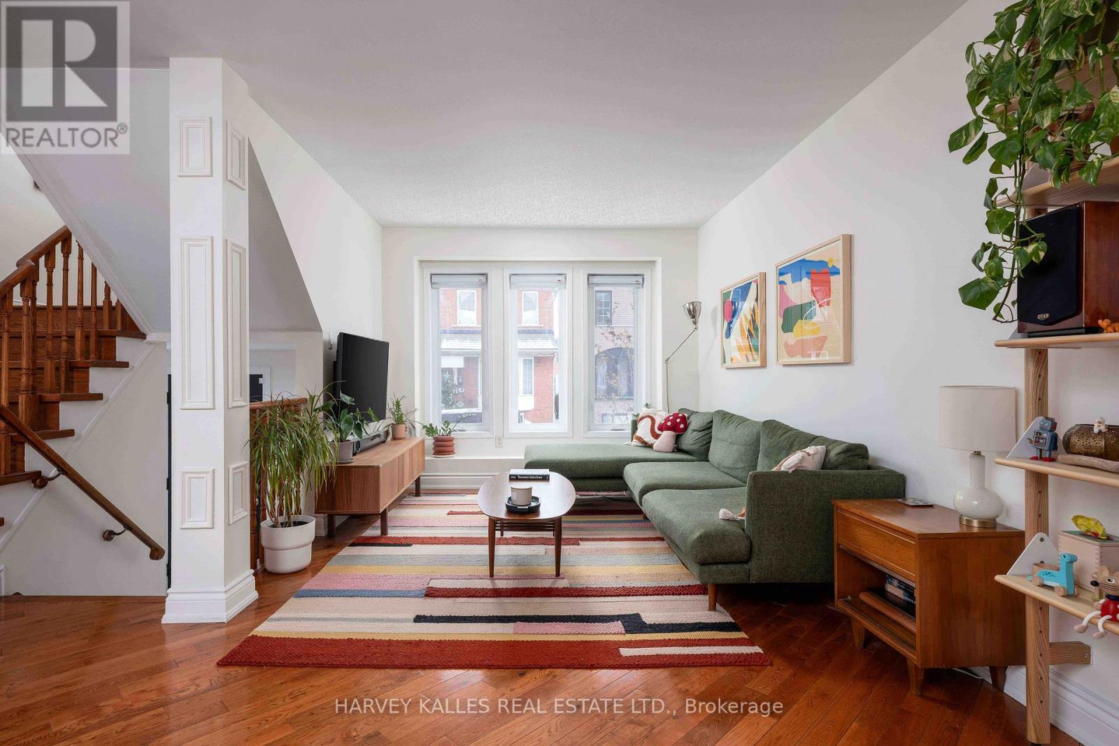 60 Tarragona Boulevard, Toronto, Ontario  M6N 5C4 - Photo 5 - W12832092