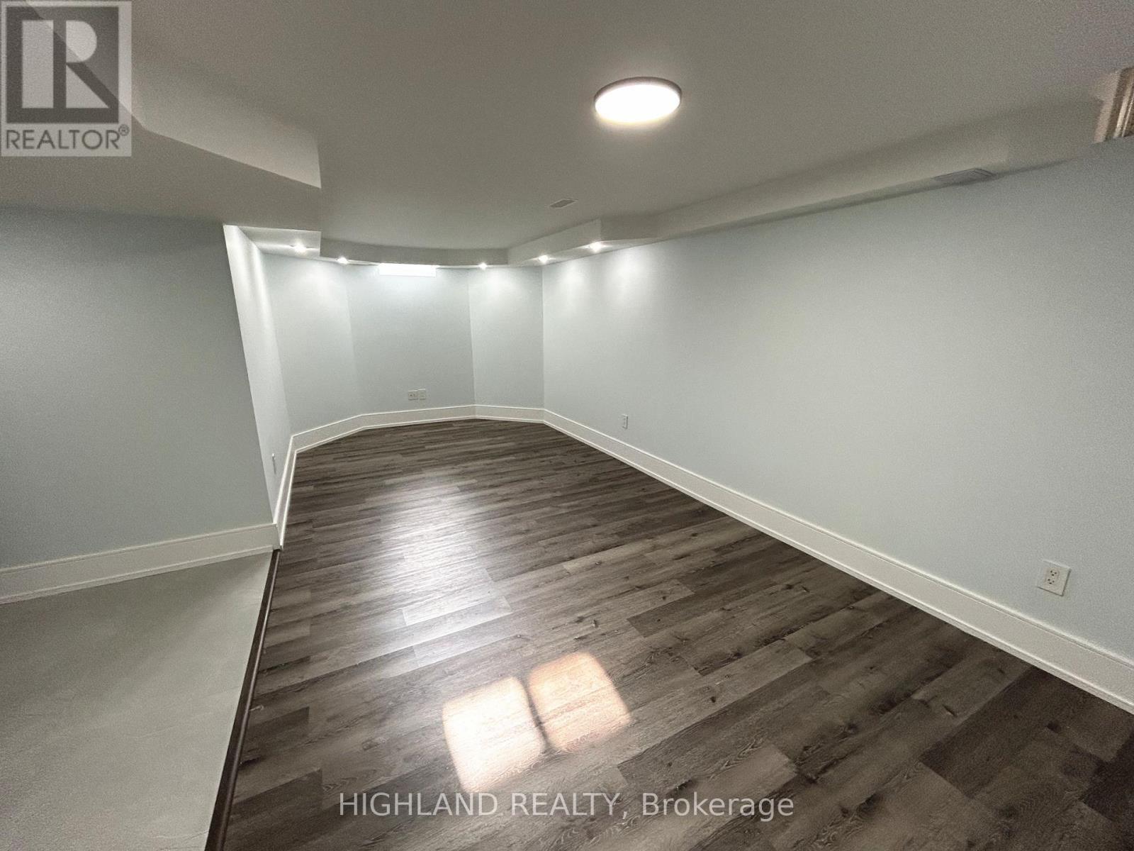 916 Golden Farmer Way, Mississauga, Ontario  L5W 1B4 - Photo 20 - W12832094