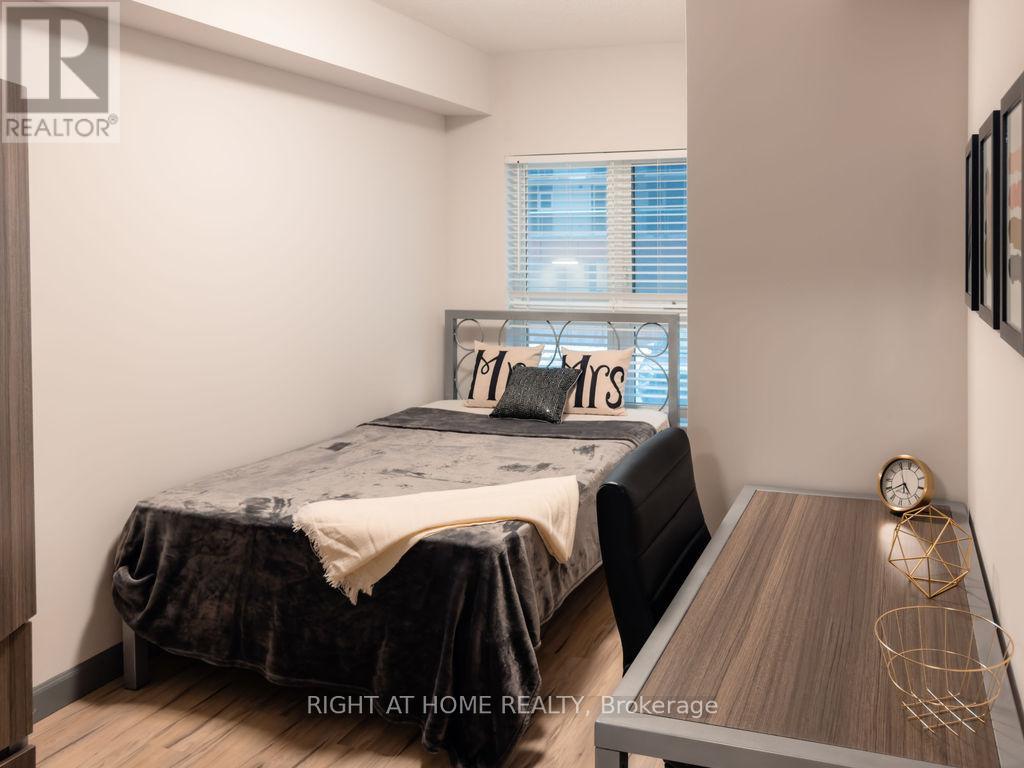 121 - 258a Sunview Street, Waterloo, Ontario  N2L 0H6 - Photo 17 - X12832078