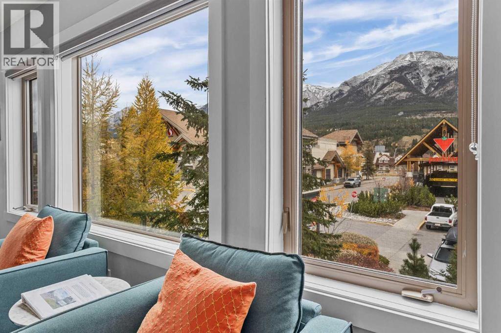208, 1160 Railway Avenue, Canmore, Alberta  T1W 1P4 - Photo 2 - A2281323