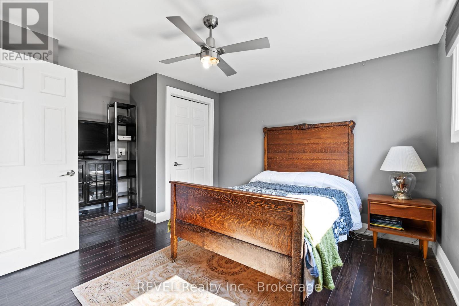 335 Helena Street, Fort Erie, Ontario  L2A 4J7 - Photo 21 - X12832112