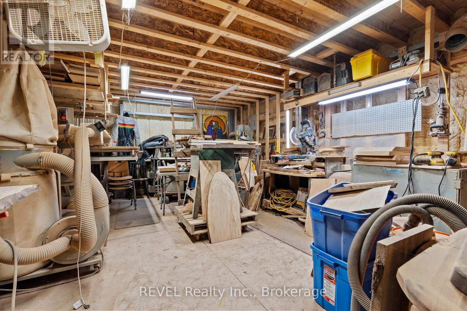 335 Helena Street, Fort Erie, Ontario  L2A 4J7 - Photo 39 - X12832112