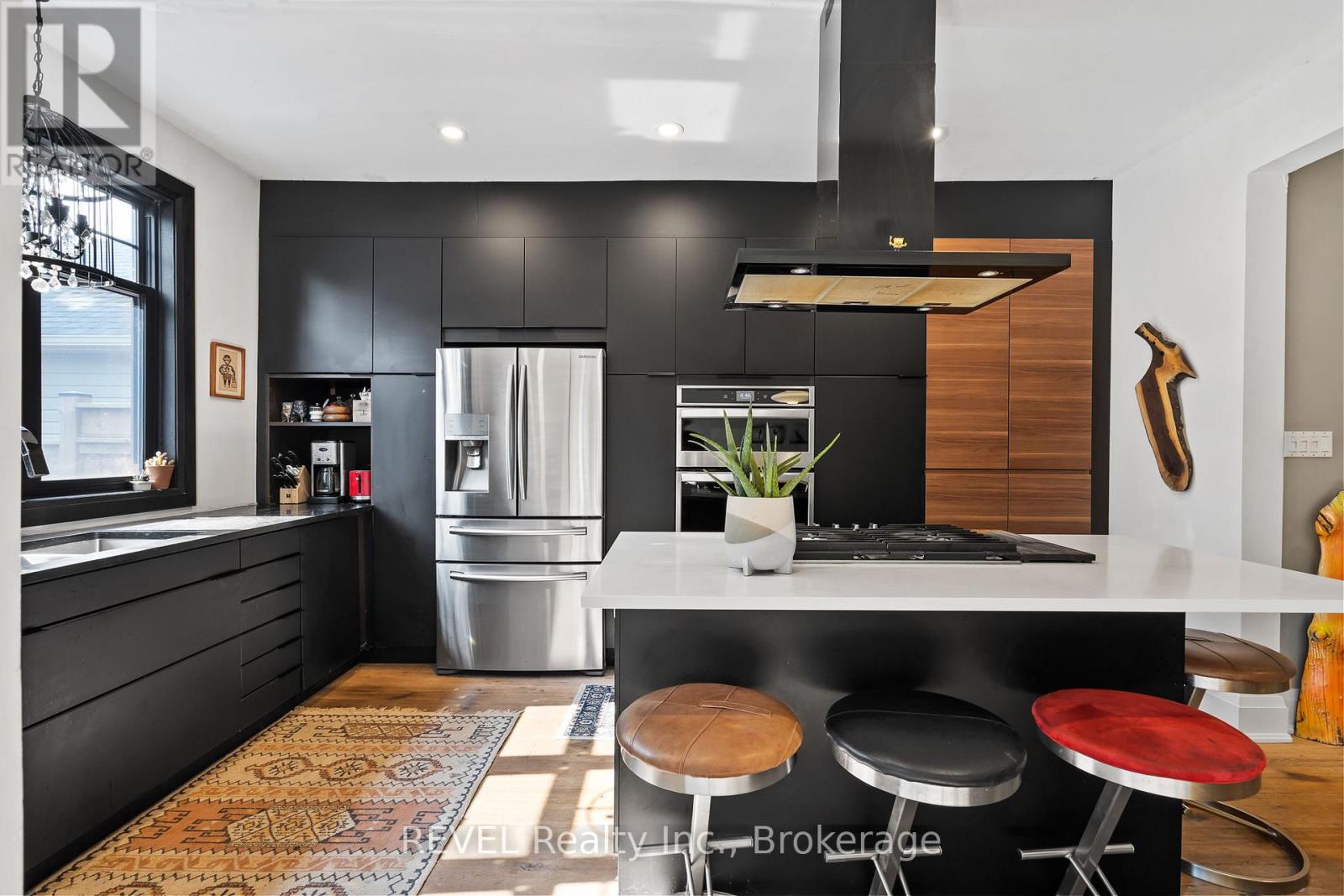 335 Helena Street, Fort Erie, Ontario  L2A 4J7 - Photo 7 - X12832112