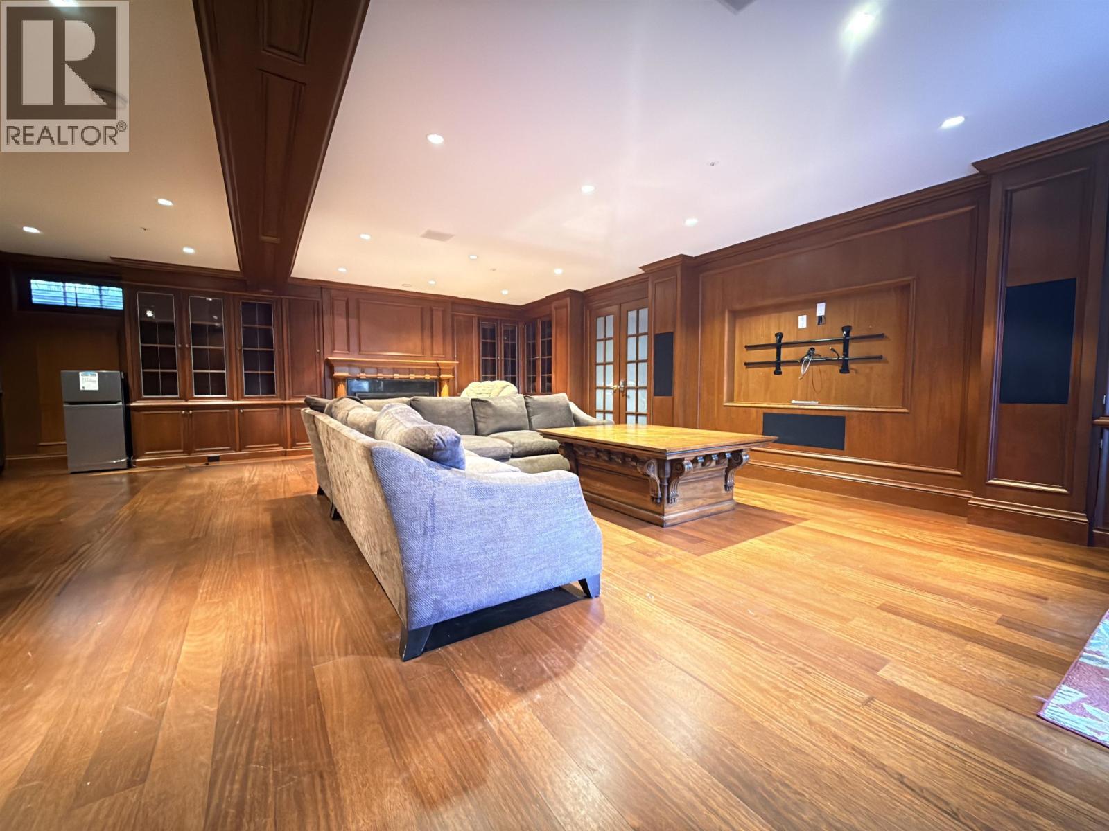 2 3637 PINE CRESCENT, Vancouver, British Columbia