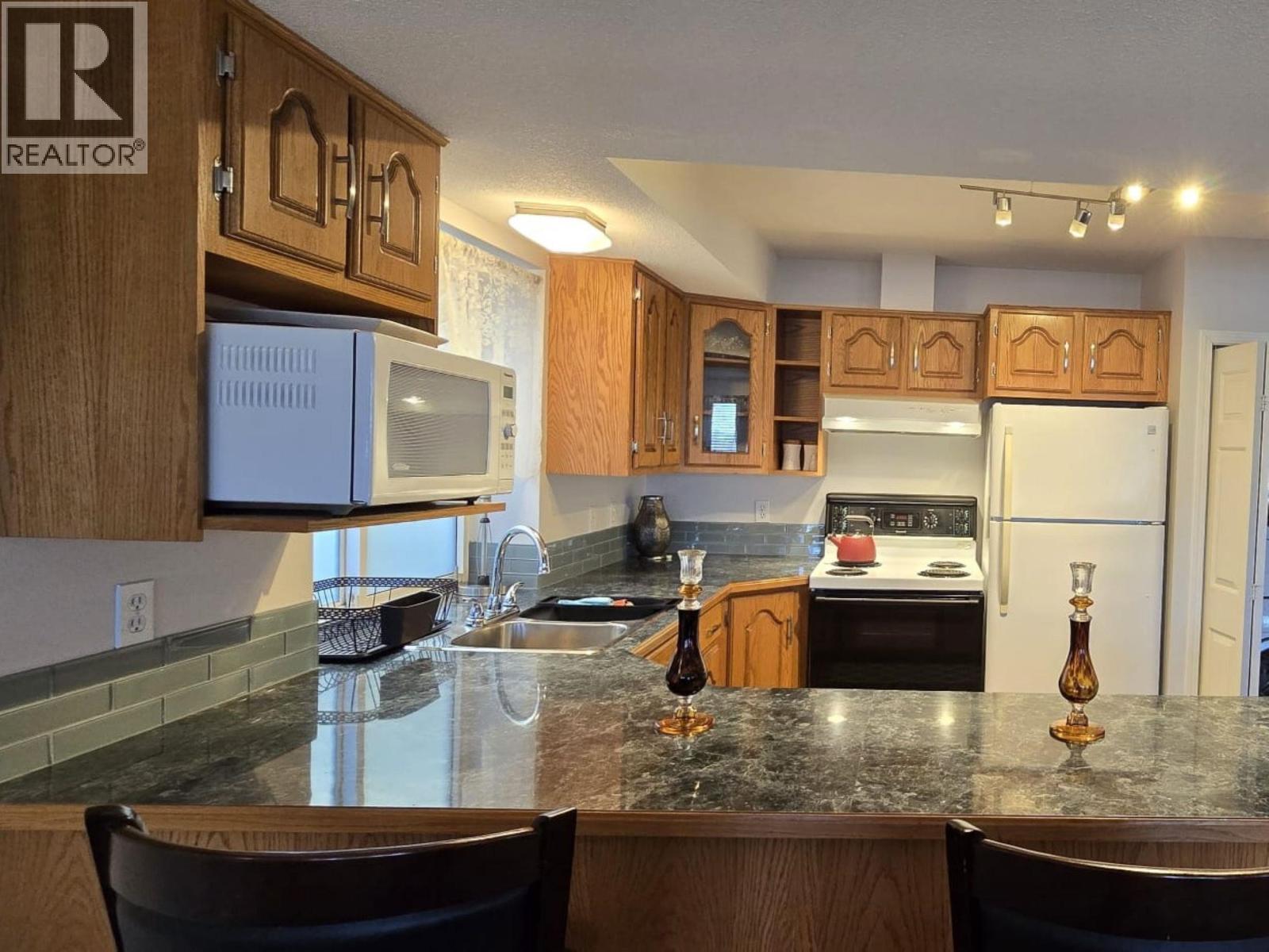 Ground Level House-1265 Fletcher Way, Port Coquitlam, British Columbia  V3C 6B5 - Photo 18 - R3092632