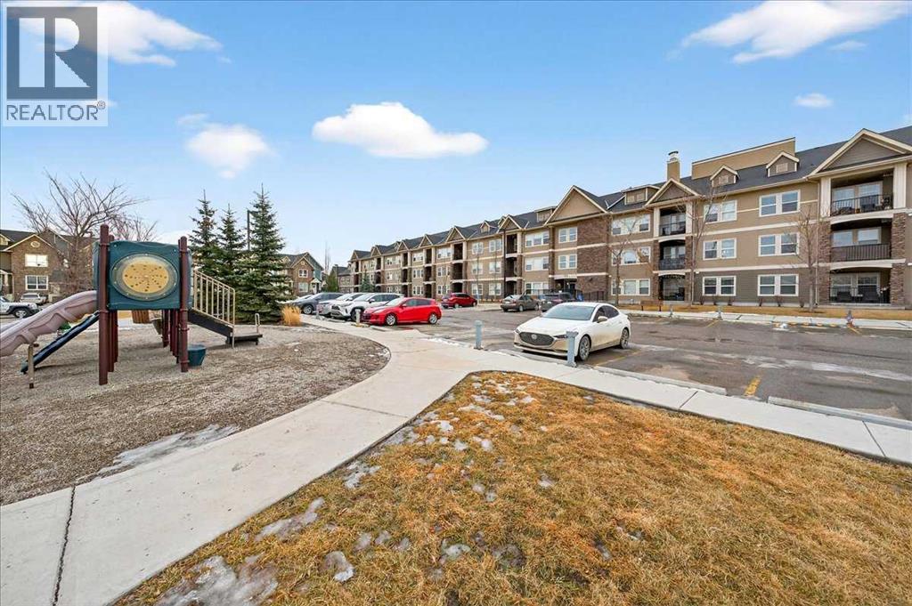 302, 200 Cranfield Common SE, Calgary, Alberta