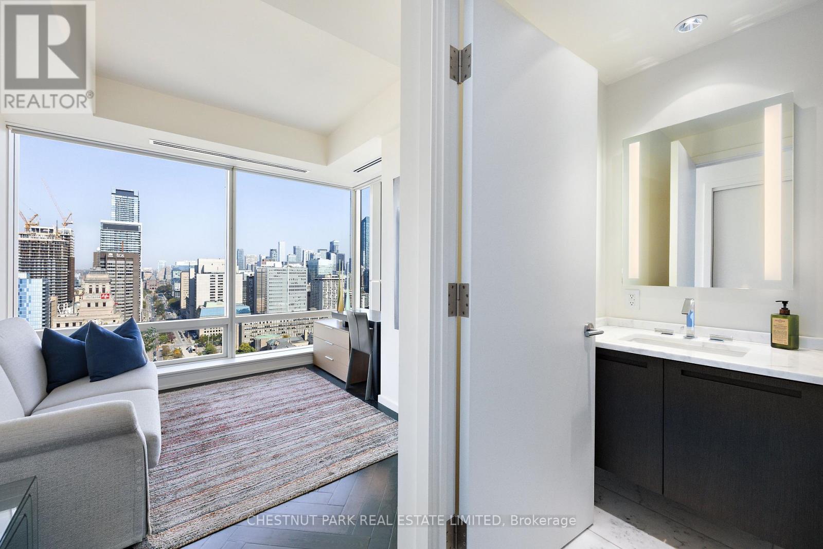 3006 - 180 University Avenue, Toronto, Ontario  M5H 0A2 - Photo 13 - C12832110