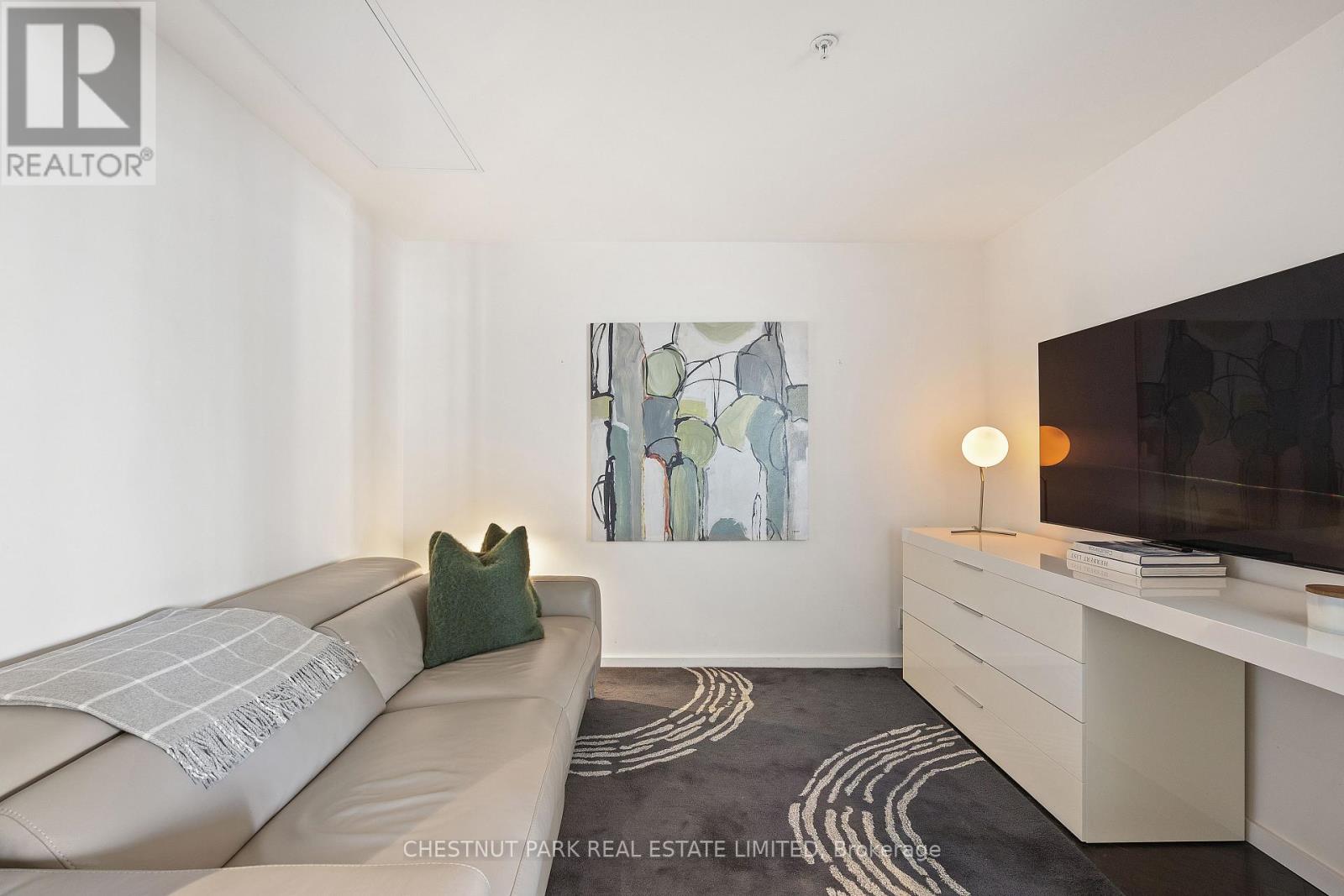 3006 - 180 University Avenue, Toronto, Ontario  M5H 0A2 - Photo 4 - C12832110