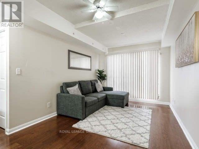 2033 - 3025 Finch Avenue W, Toronto, Ontario  M9M 0A2 - Photo 3 - W12832116