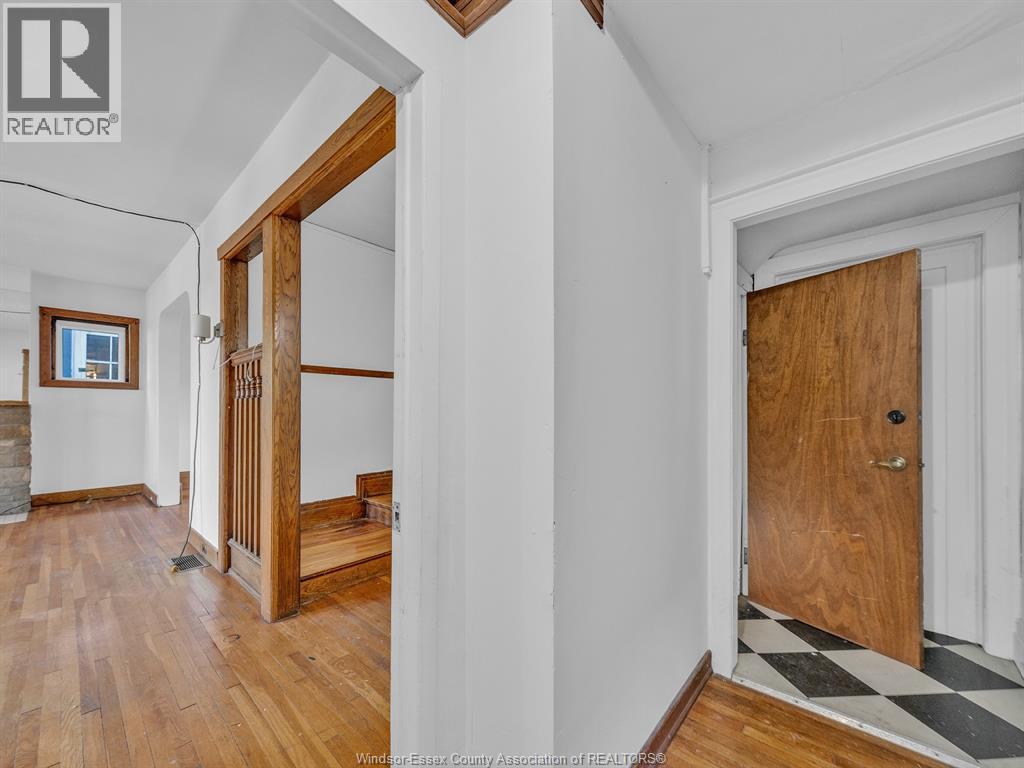 762 Victoria Avenue, Windsor, Ontario  N9A 4N2 - Photo 8 - 25031391