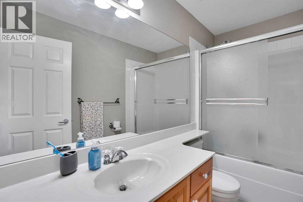 251 Lakeview Cove, Chestermere, Alberta  T1X 1E7 - Photo 26 - A2289312