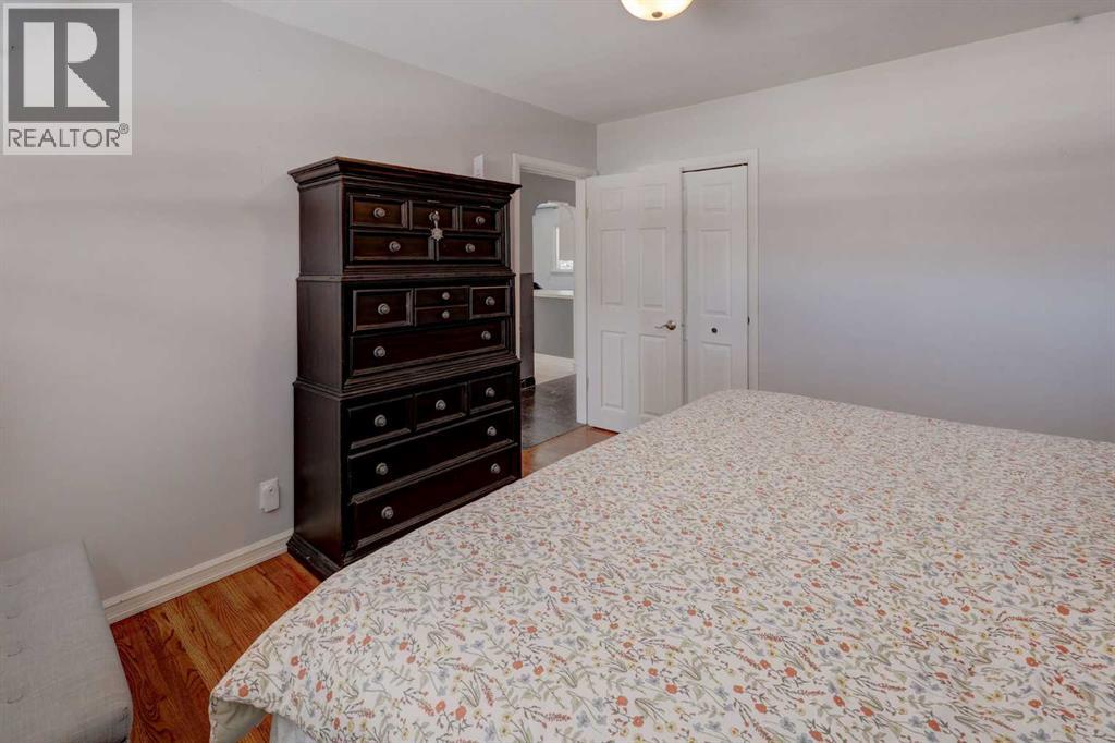 1307 Windsor Street Nw, Calgary, Alberta  T2N 3X2 - Photo 15 - A2289667