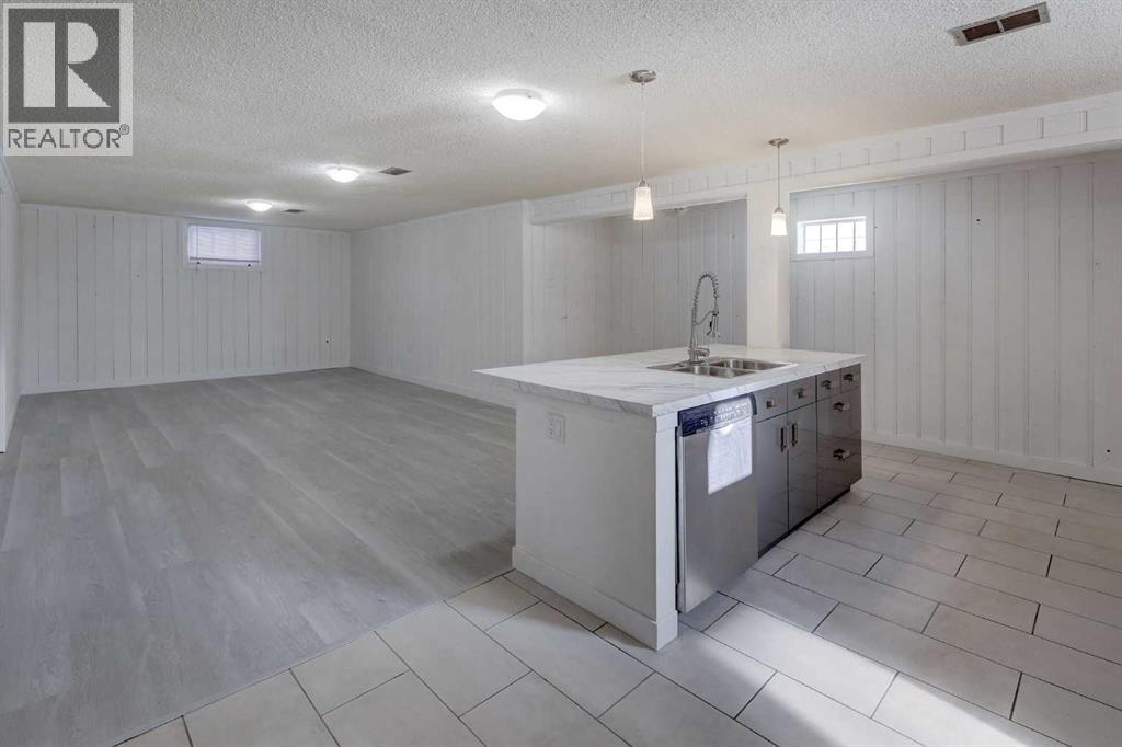 1307 Windsor Street Nw, Calgary, Alberta  T2N 3X2 - Photo 20 - A2289667