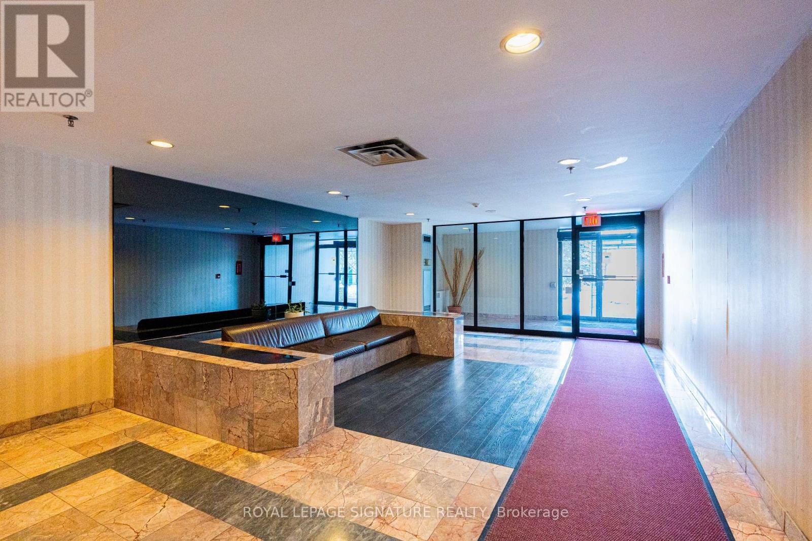 1906 - 3 Rowntree Road, Toronto, Ontario  M9V 5G8 - Photo 21 - W12832134