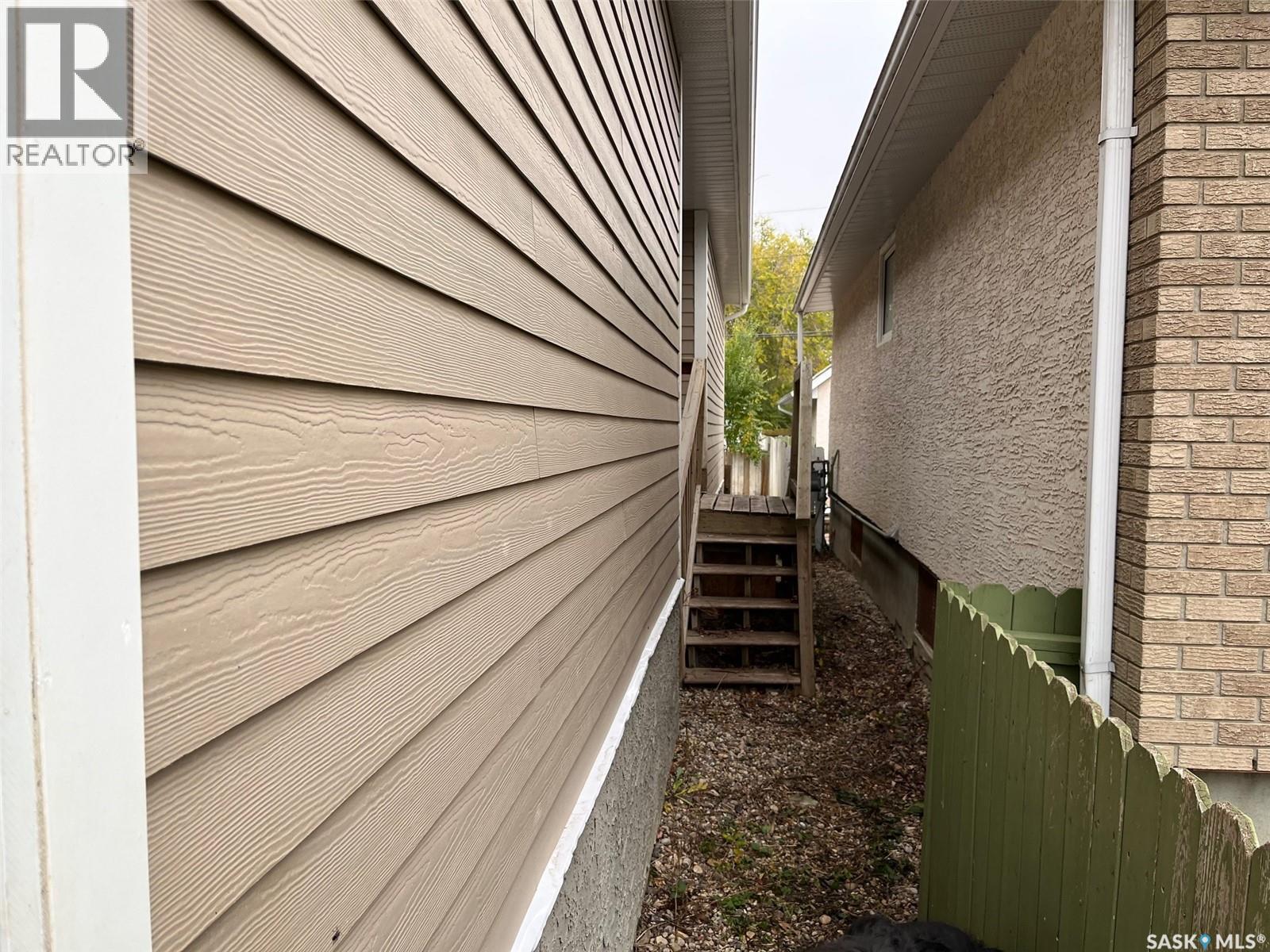 1019 Rae Street, Regina, Saskatchewan  S4T 2B7 - Photo 38 - SK029442