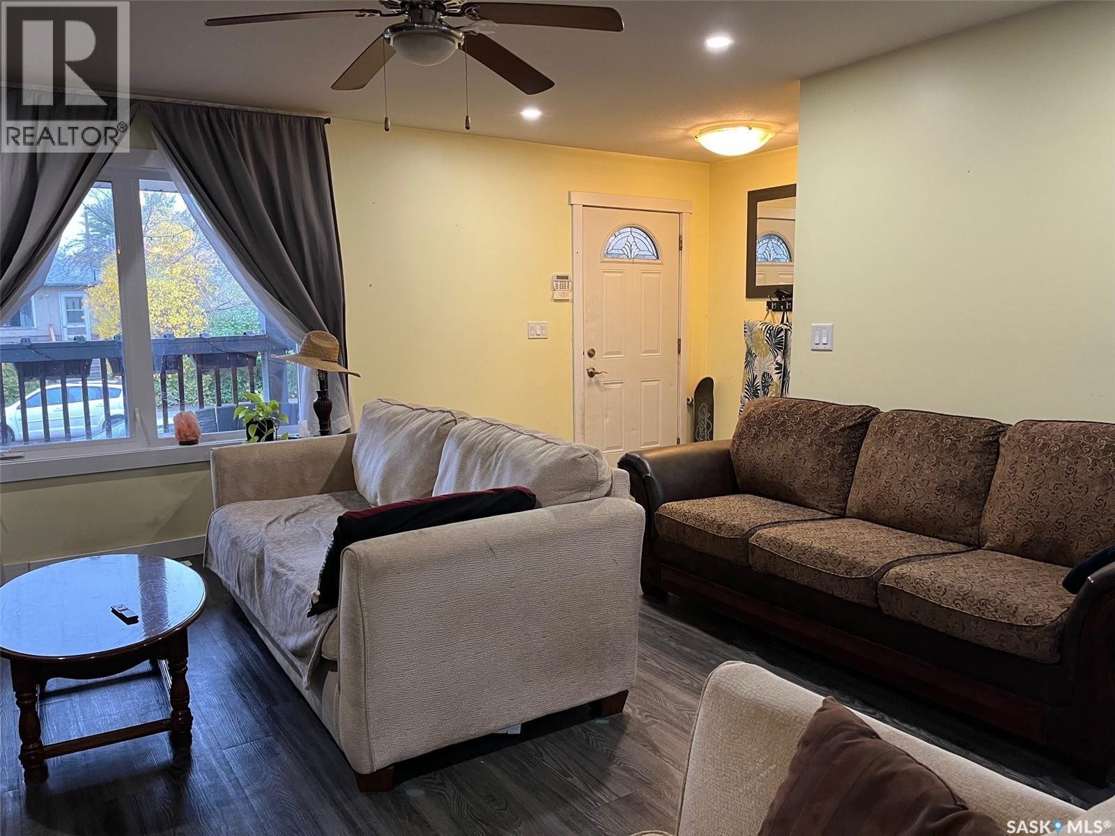 1019 Rae Street, Regina, Saskatchewan  S4T 2B7 - Photo 9 - SK029442