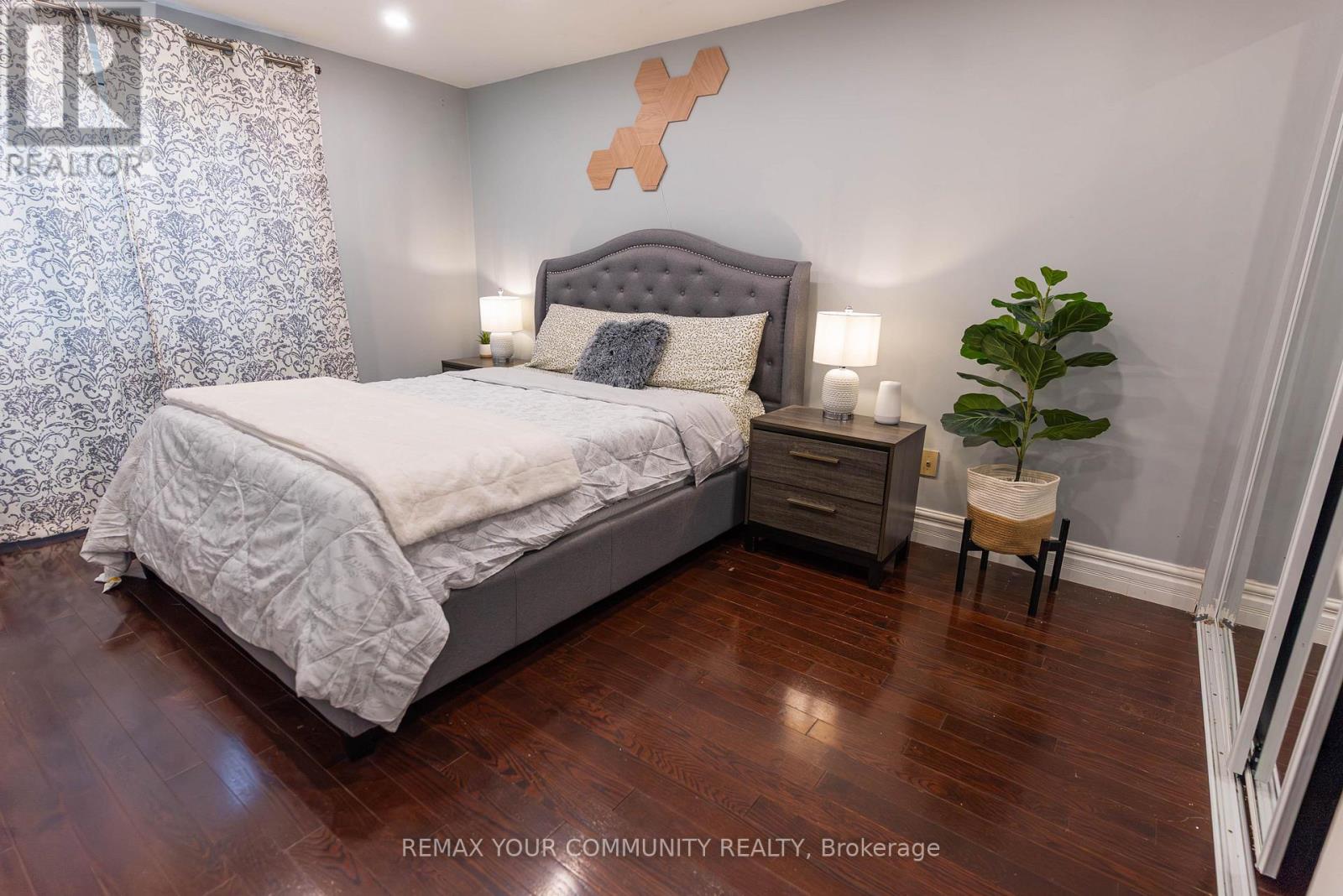 Main - 692 Down Crescent, Oshawa, Ontario  L1H 7Y1 - Photo 14 - E12831622