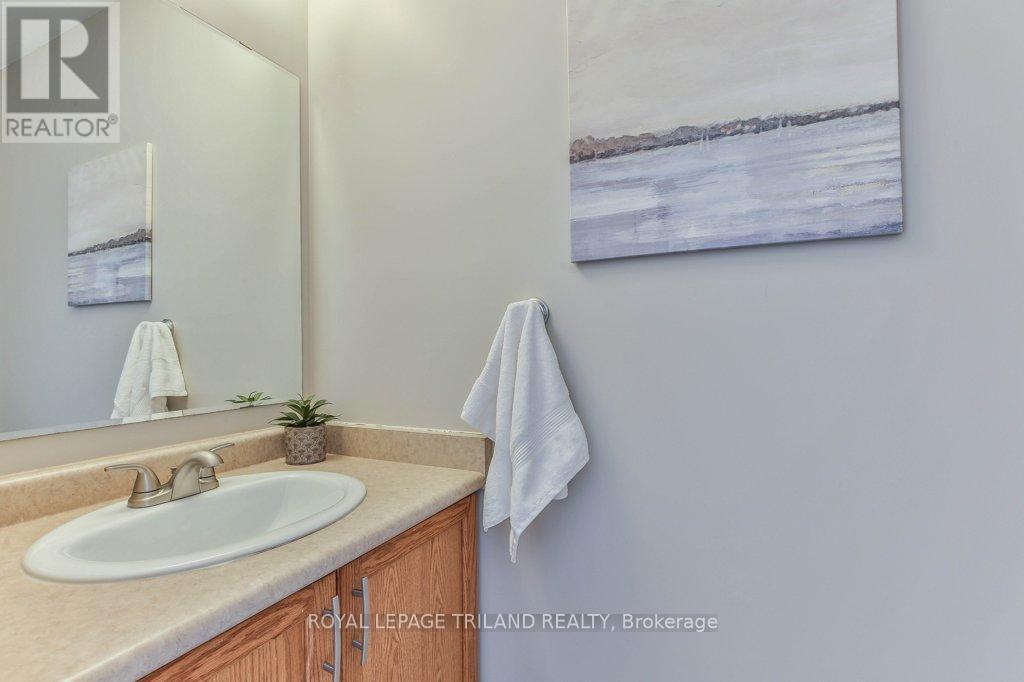 39 Bellrock Crescent, London East, Ontario  N5V 4M6 - Photo 26 - X12832144