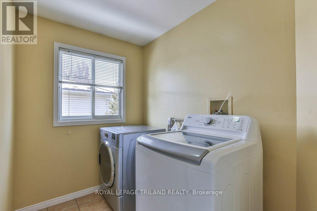 39 Bellrock Crescent, London East, Ontario  N5V 4M6 - Photo 36 - X12832144