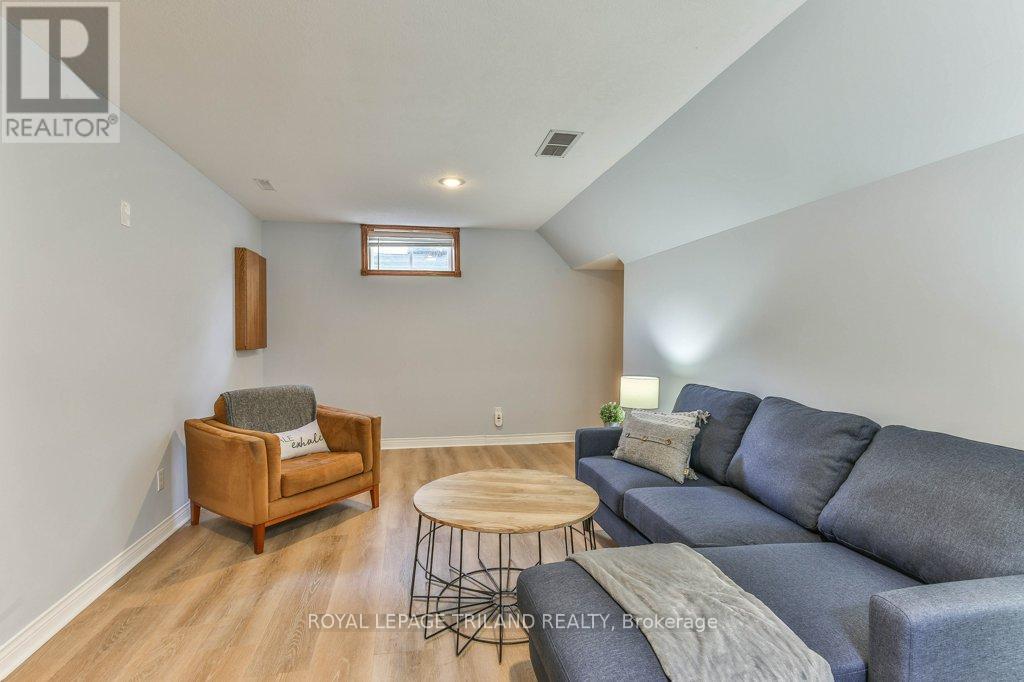 39 Bellrock Crescent, London East, Ontario  N5V 4M6 - Photo 37 - X12832144