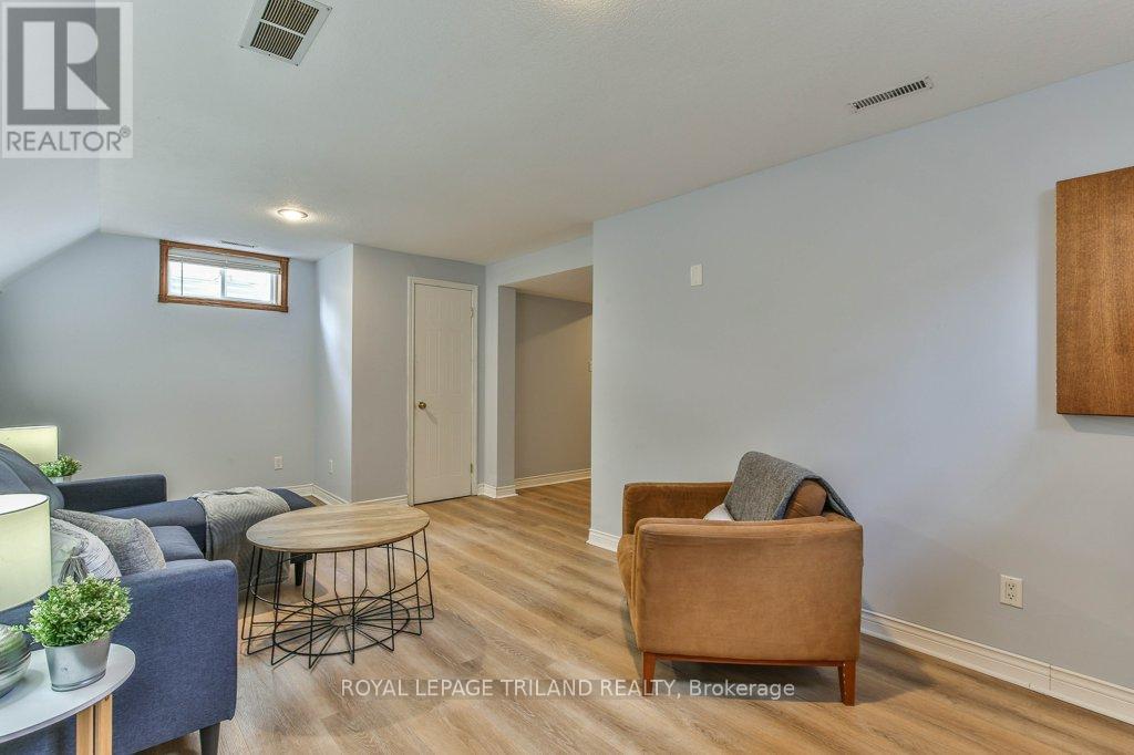 39 Bellrock Crescent, London East, Ontario  N5V 4M6 - Photo 40 - X12832144