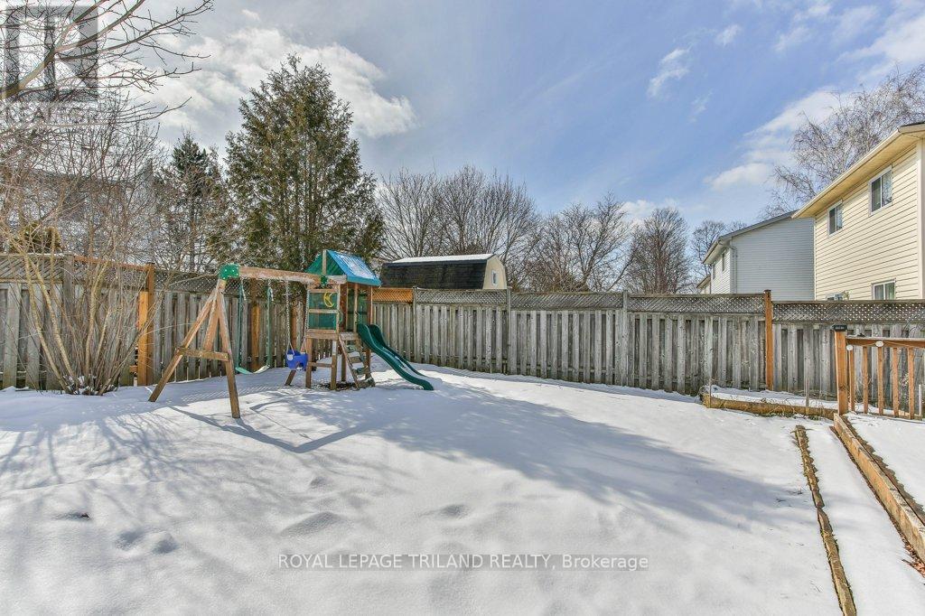 39 Bellrock Crescent, London East, Ontario  N5V 4M6 - Photo 48 - X12832144