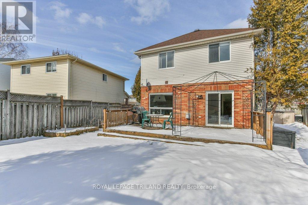 39 Bellrock Crescent, London East, Ontario  N5V 4M6 - Photo 50 - X12832144