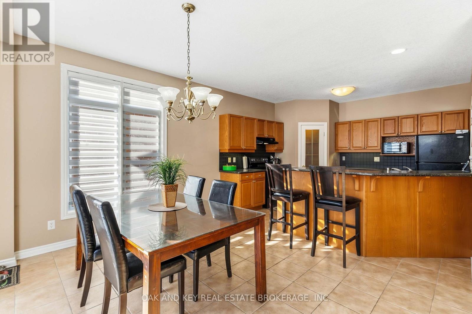 2180 Lilac Avenue, London South, Ontario  N6K 5C5 - Photo 13 - X12832146