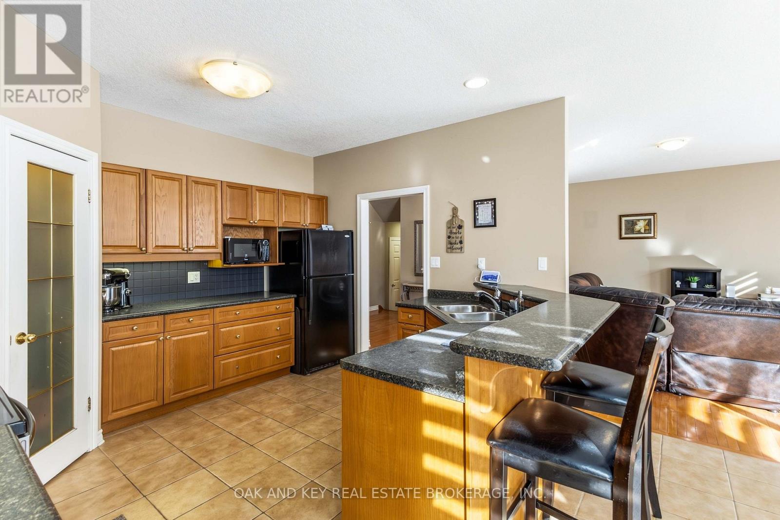 2180 Lilac Avenue, London South, Ontario  N6K 5C5 - Photo 15 - X12832146