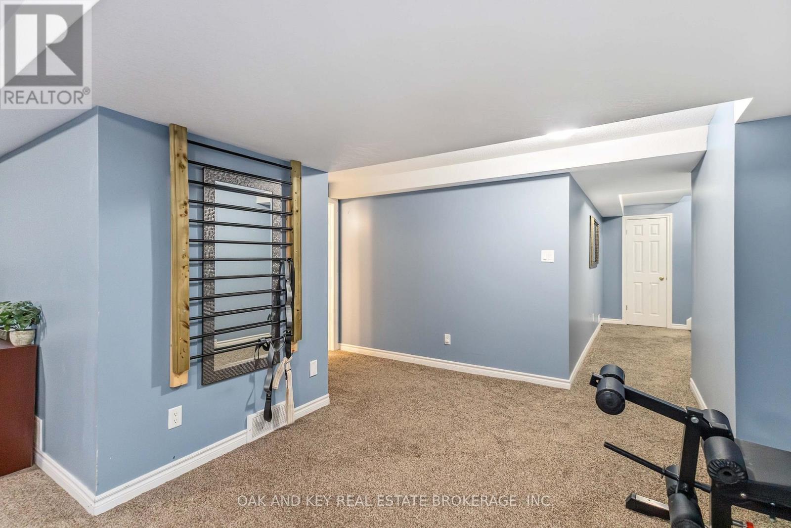 2180 Lilac Avenue, London South, Ontario  N6K 5C5 - Photo 37 - X12832146