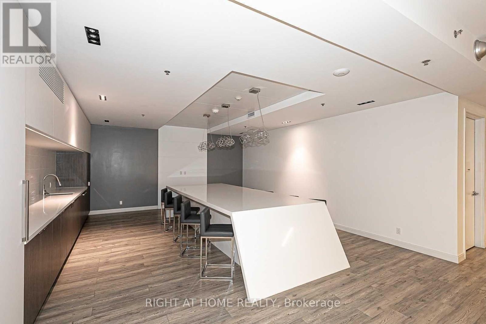 5210 - 181 Dundas Street E, Toronto, Ontario  M5A 0N5 - Photo 15 - C12832140