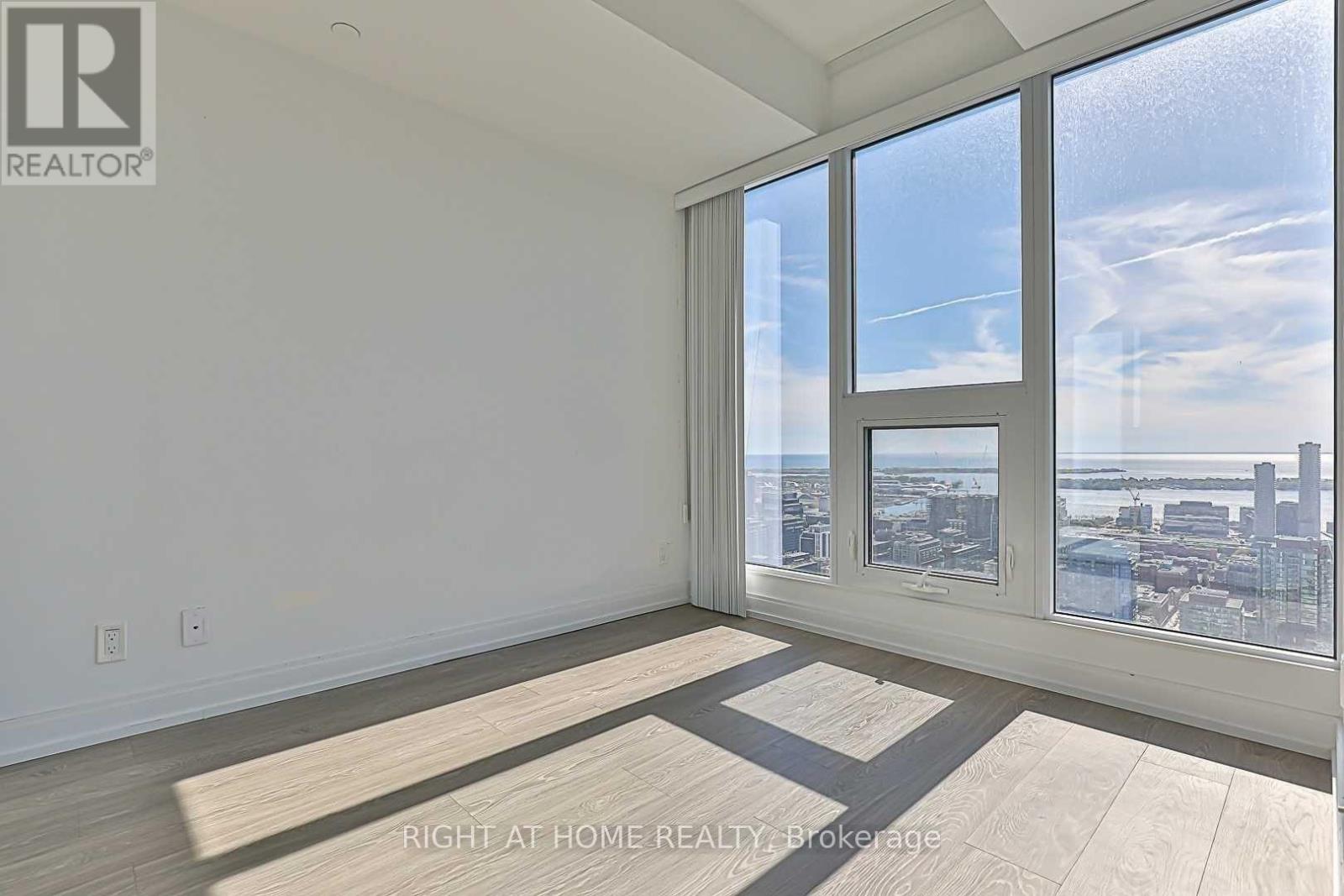 5210 - 181 Dundas Street E, Toronto, Ontario  M5A 0N5 - Photo 7 - C12832140