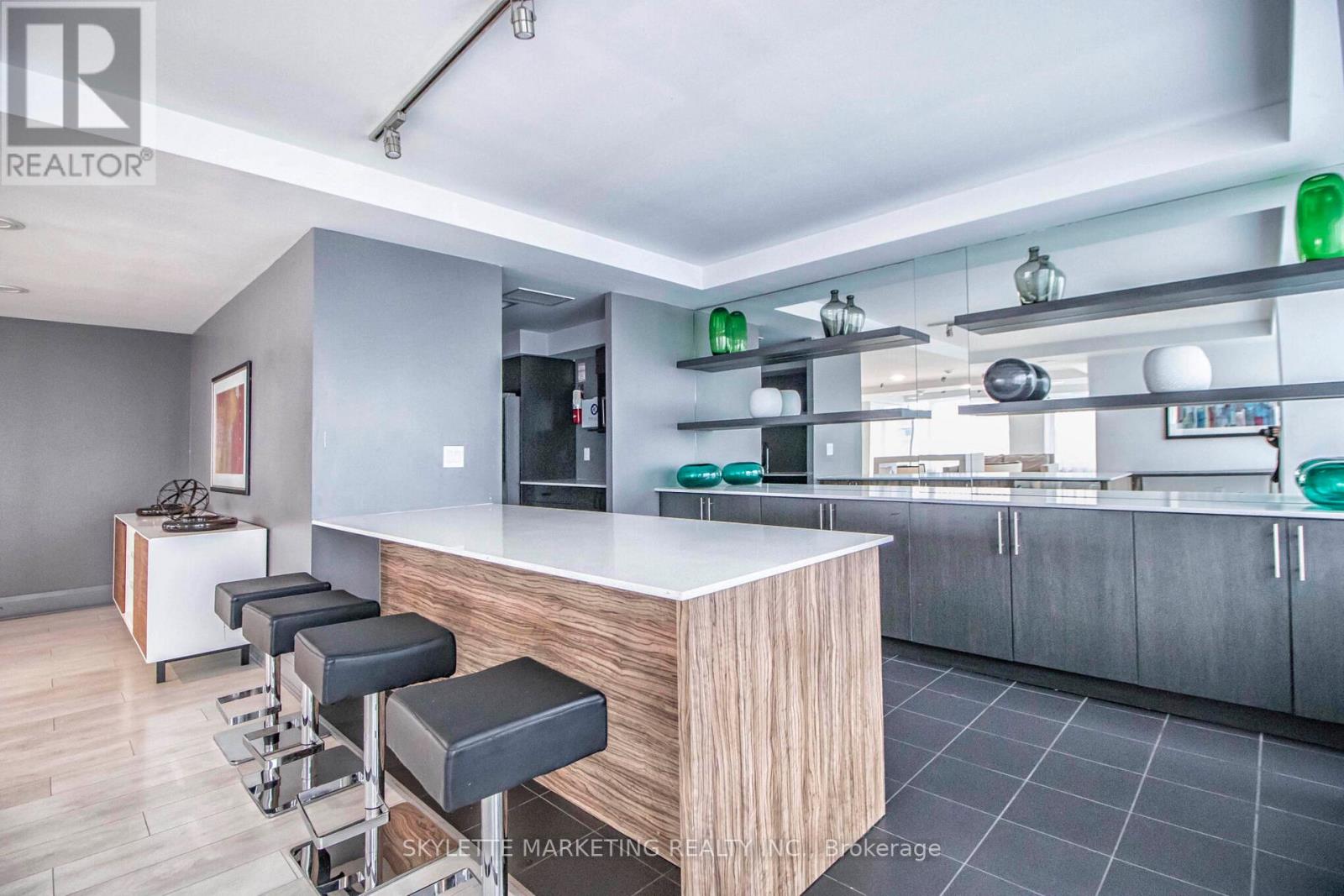 602 - 125 Western Battery Road, Toronto, Ontario  M6K 3R8 - Photo 17 - C12832150