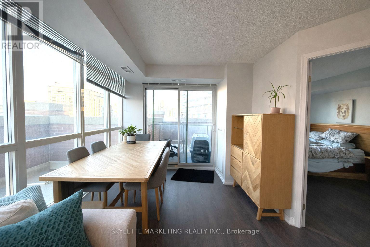 602 - 125 Western Battery Road, Toronto, Ontario  M6K 3R8 - Photo 3 - C12832150