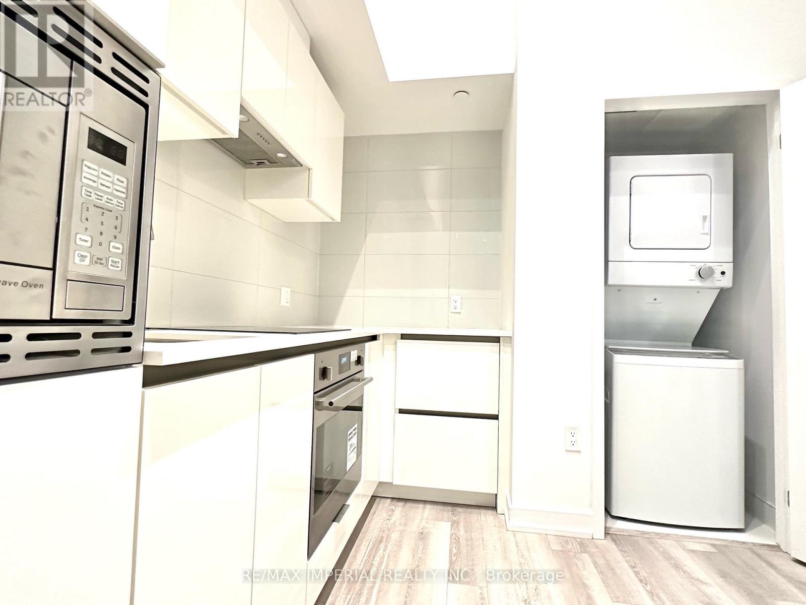 205 - 121 St Patrick Street, Toronto, Ontario  M5T 3C1 - Photo 3 - C12832172