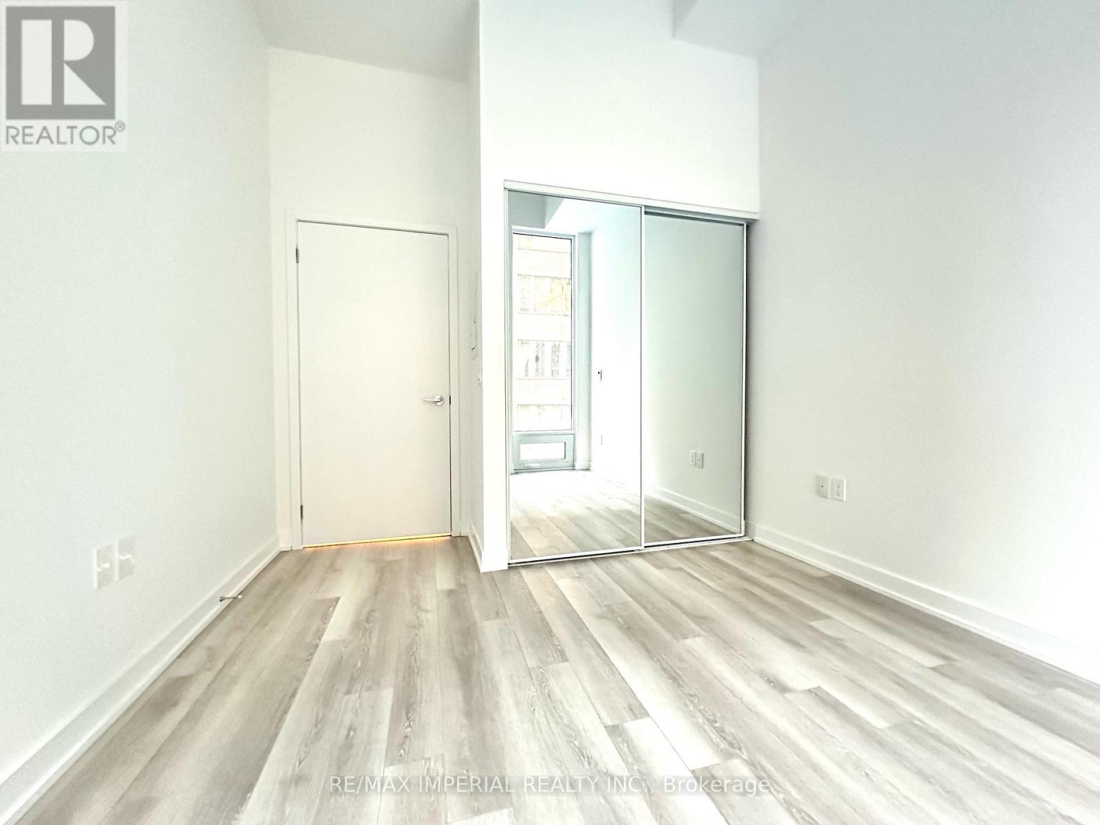 205 - 121 St Patrick Street, Toronto, Ontario  M5T 3C1 - Photo 6 - C12832172