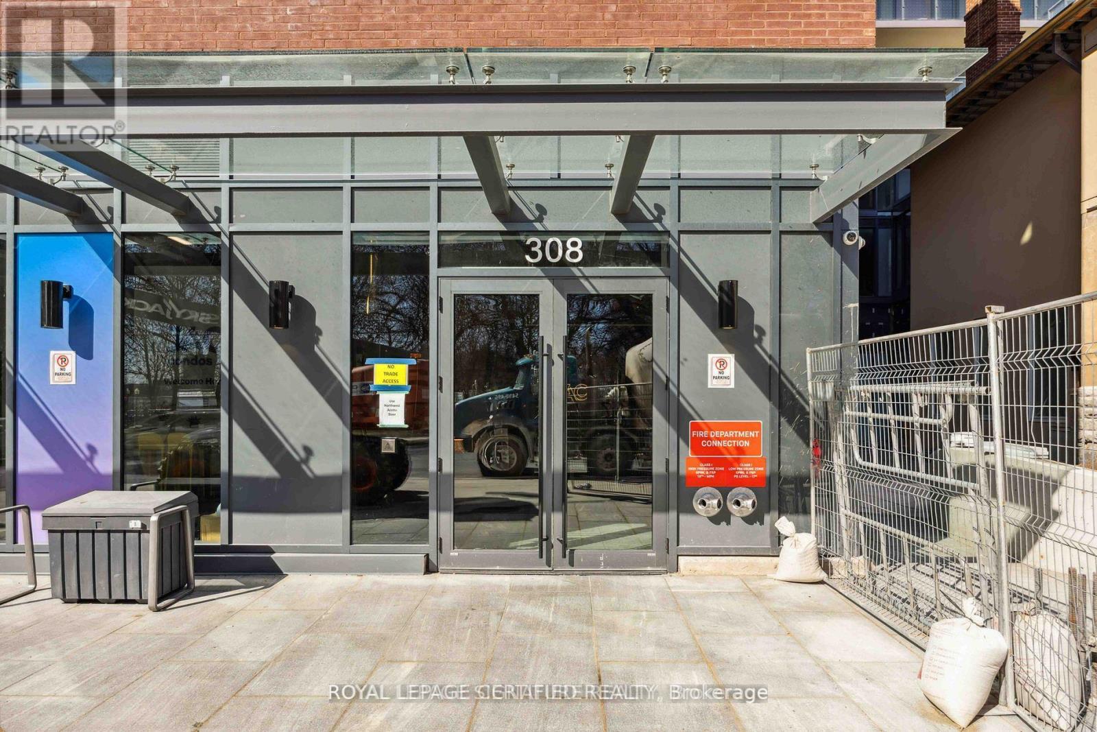 2108 - 308 Jarvis Street, Toronto (Moss Park), Ontario  M5A 2P2 - Photo 2 - C12832194