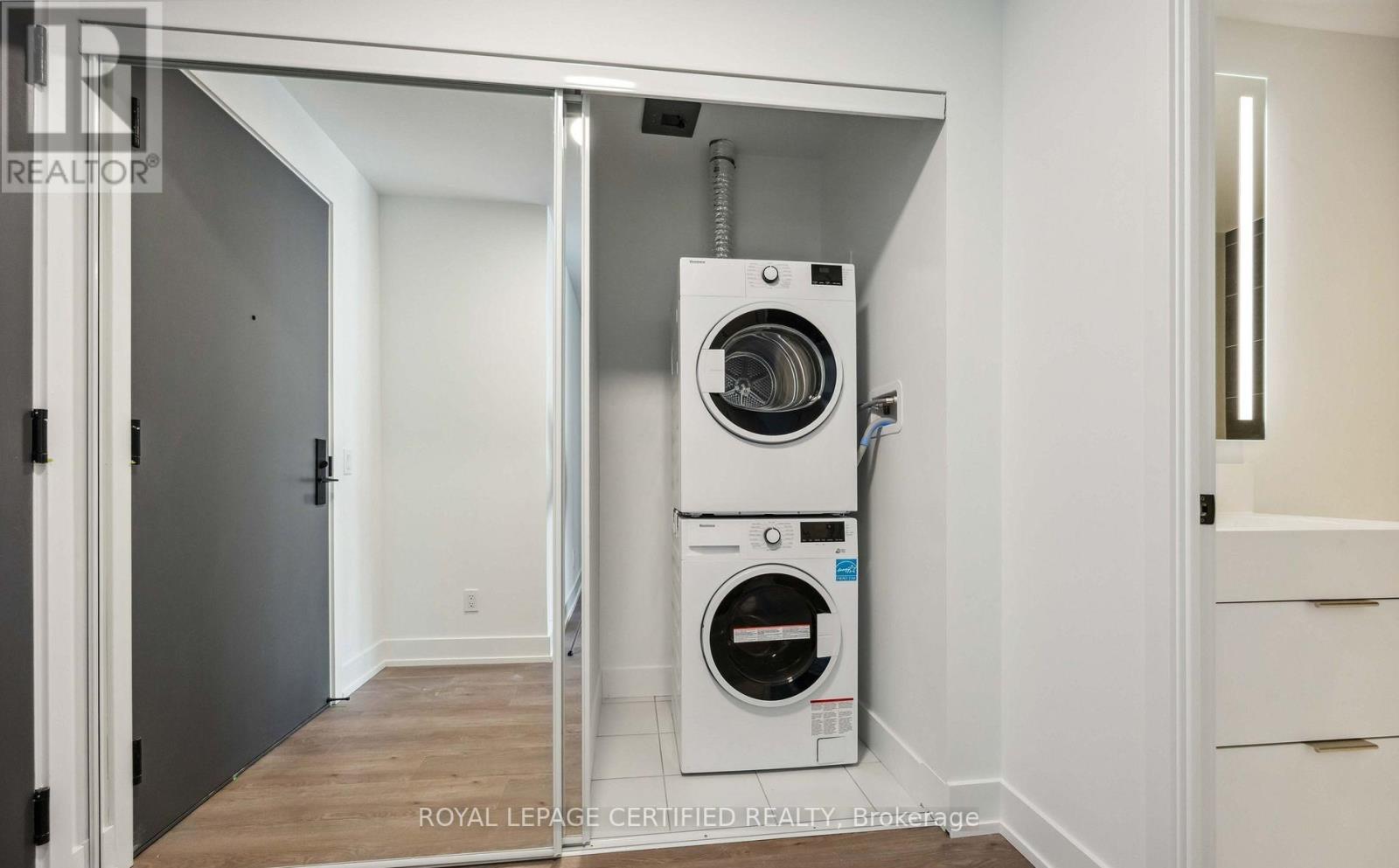 2108 - 308 Jarvis Street, Toronto (Moss Park), Ontario  M5A 2P2 - Photo 26 - C12832194