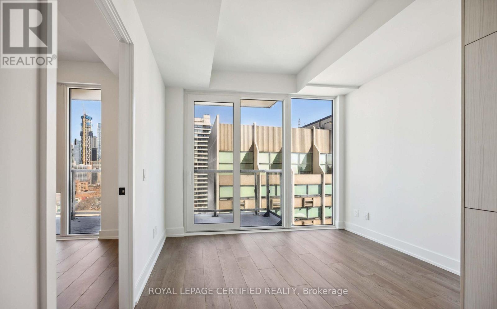 2108 - 308 Jarvis Street, Toronto (Moss Park), Ontario  M5A 2P2 - Photo 6 - C12832194