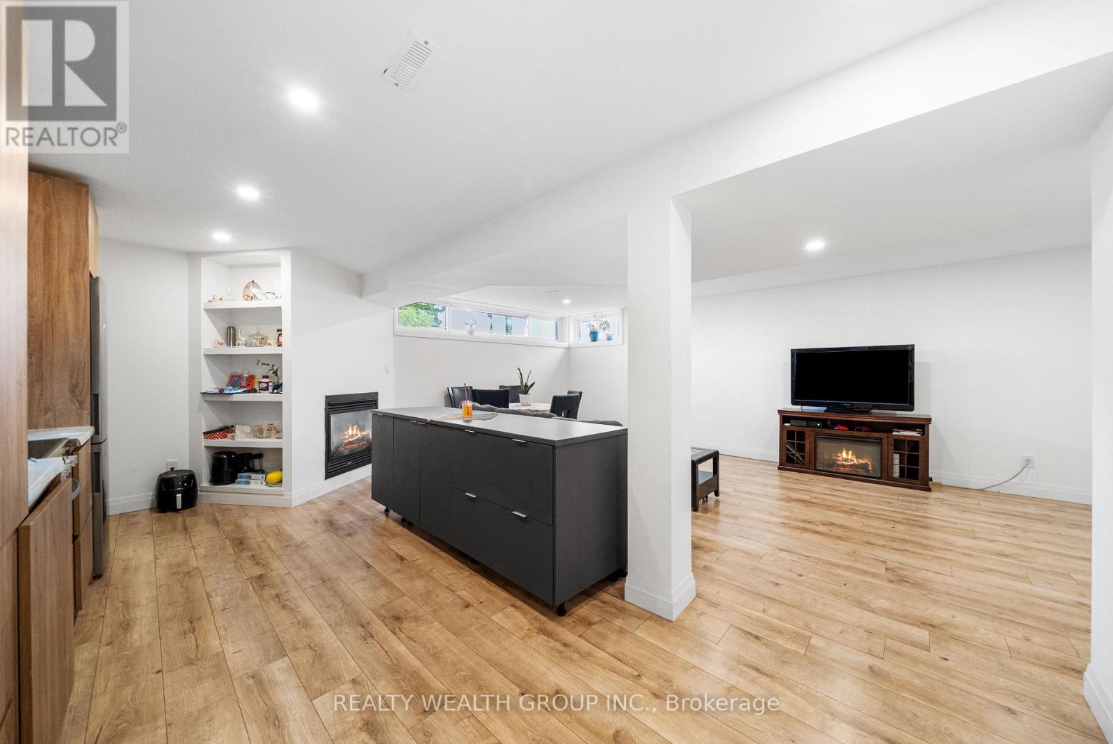 39 Treadgold Crescent, Toronto, Ontario  M3A 1X1 - Photo 32 - C12832198